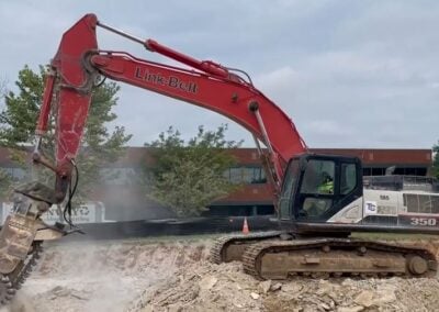 LBX 350×4 with Kemroc EK 150 Chain Cutter